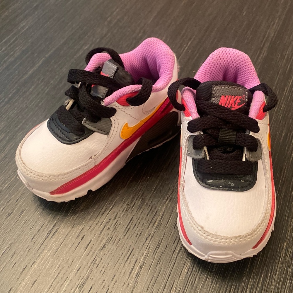 Toddler Nike sneaker